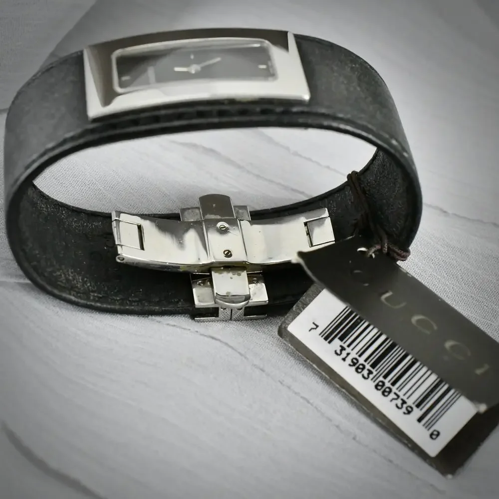 Gucci 7800L Quartz Black Leather Bangle Watch Box Tags Small 6